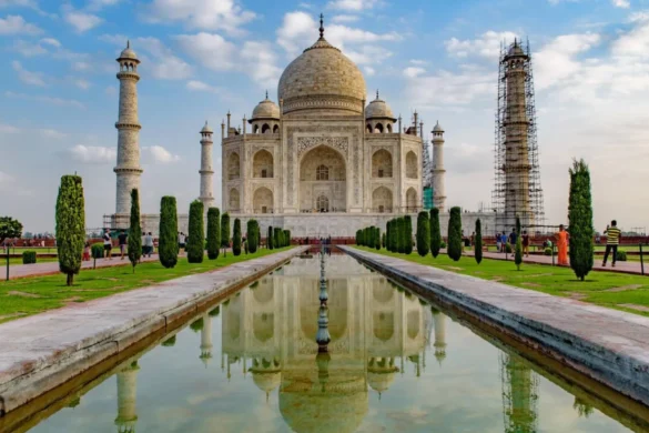 Places to Visit in Agra