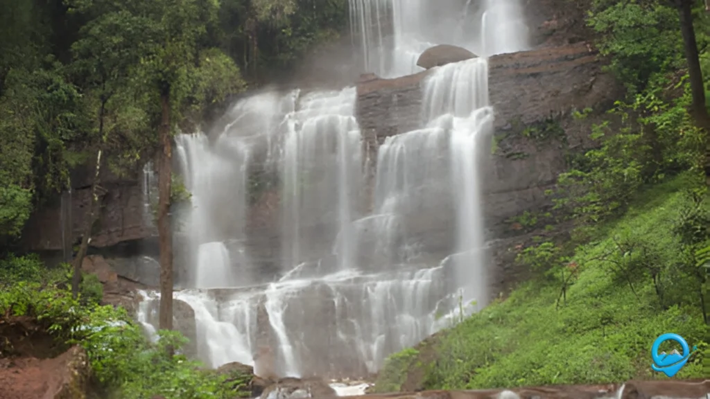 Jhari (Buttermilk) Falls
