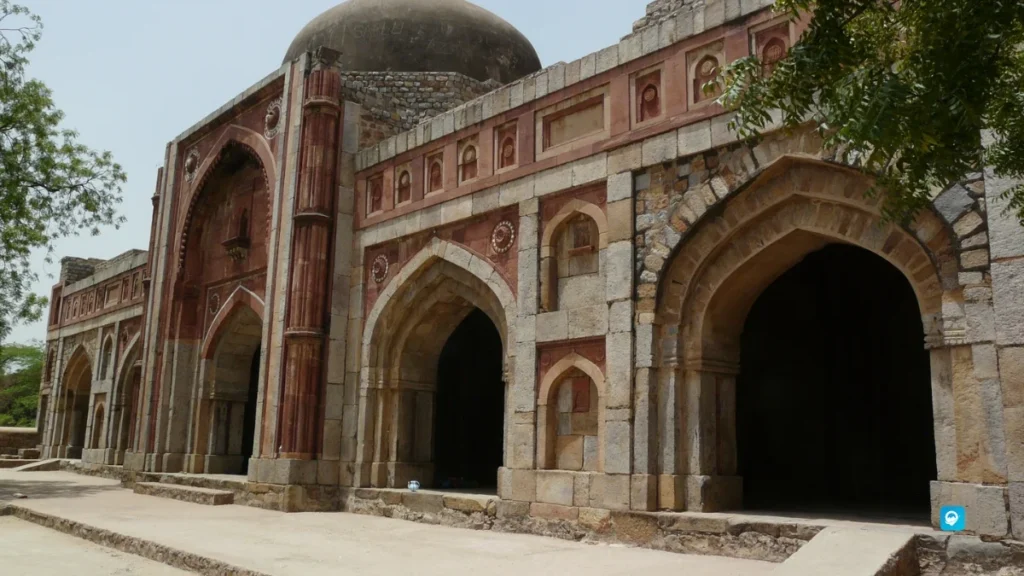 Jamali Kamali Mosque - Mehrauli