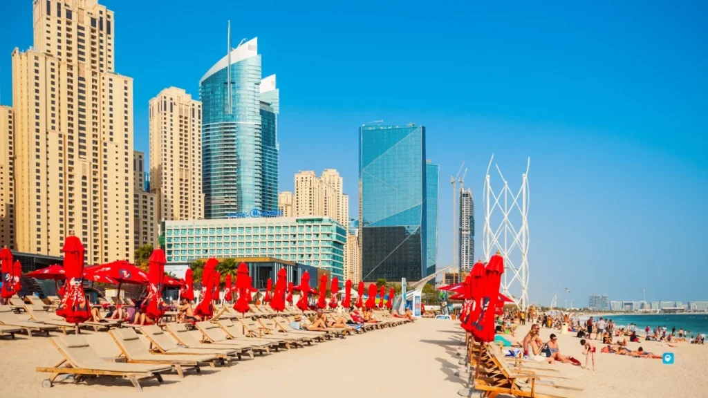 Walking in JBR – A world of art, culture and colours