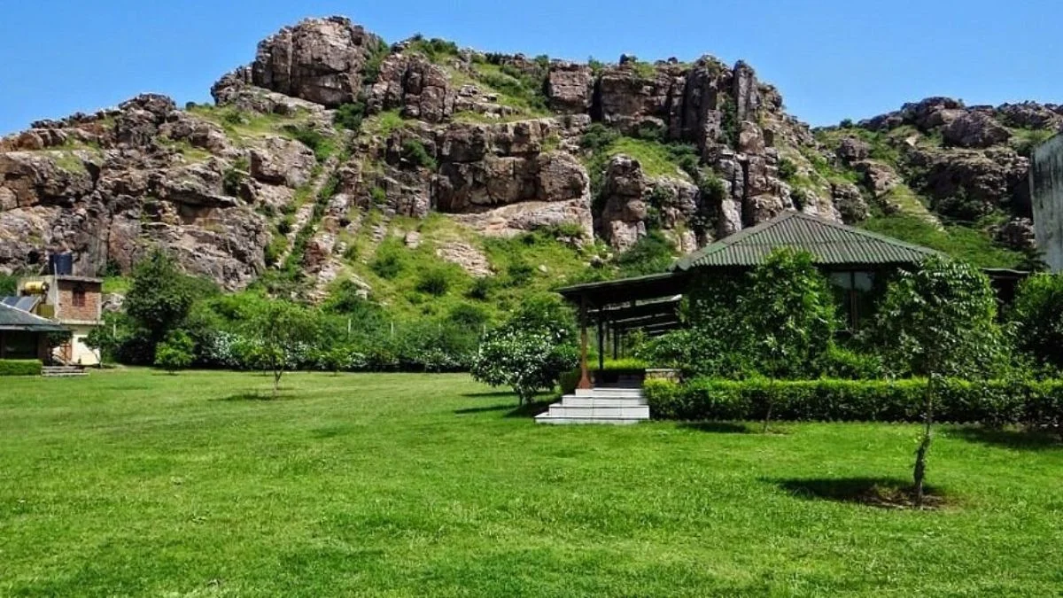 Top Places for Corporate Day Outings in Gurgaon