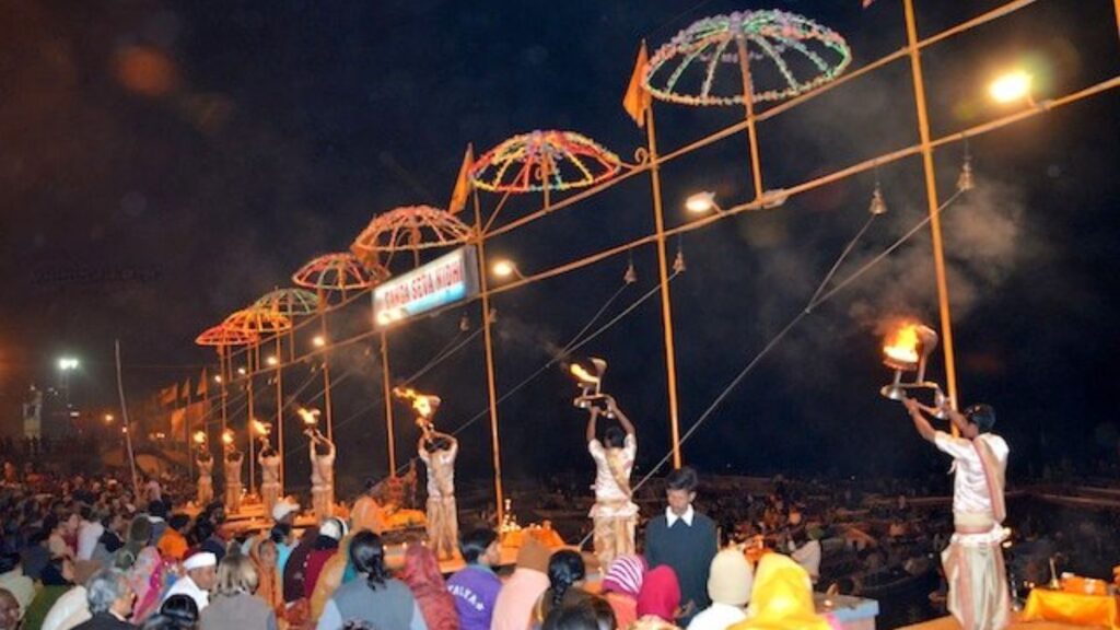 Best Place to Watch Ganga Aarti in Varanasi