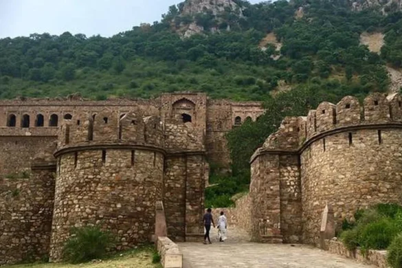 10 Most Popular Haunted Places in India