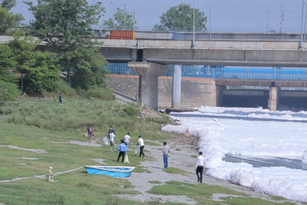 Kalindi Kunj Ghat