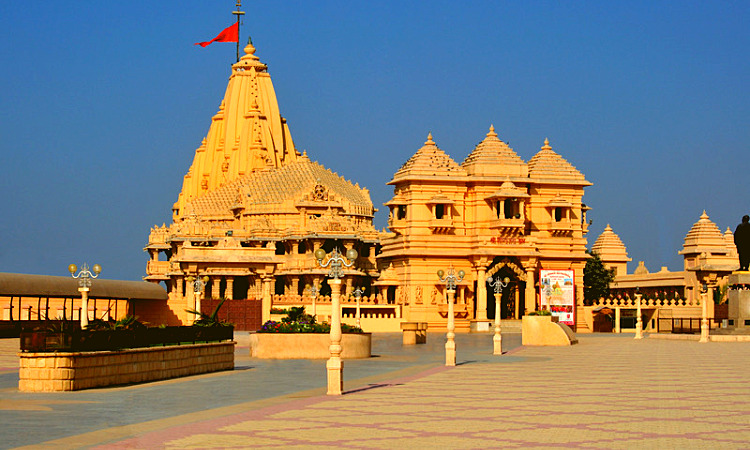 Mansingheshwar Temple, Gujarat (optional for North India focus)