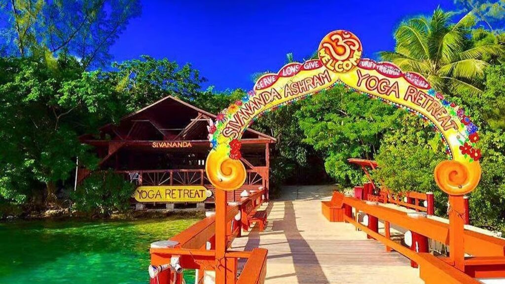 Sivananda Ashram Yoga Retreat